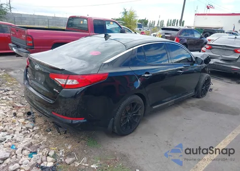 2013 Kia Optima Sx z USA, uszkodzony, nr VIN 5XXGR4A62DG182562